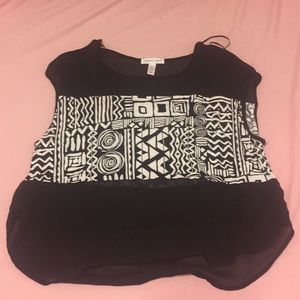 Black and white pattern top with lace